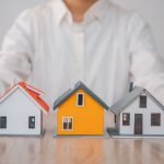 How to Buy and Sell a House at the Same Time